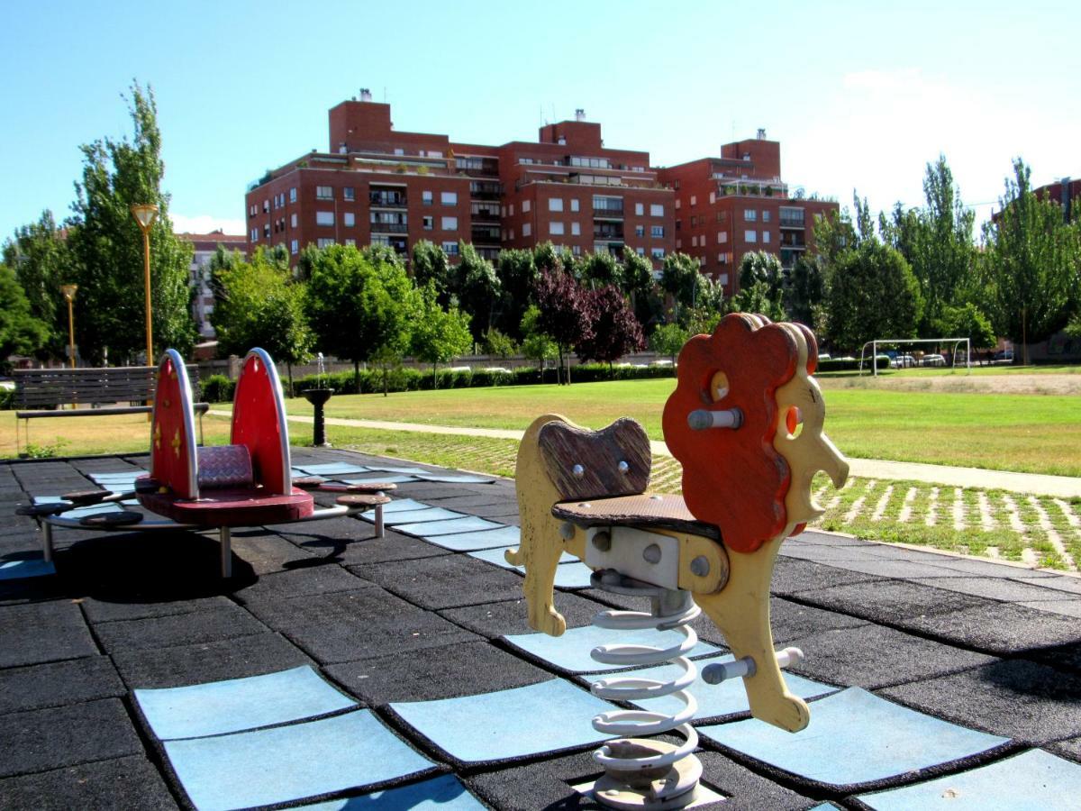 Www Parques De La Catedral Travel Com Parking Privado Gratis Apartman León Kültér fotó